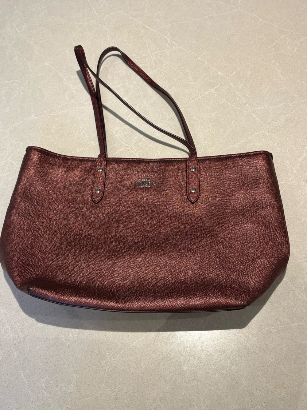 Coach Metallic Burgundy City Zip Tote Cherry Crossgrain Leather Burgundy Luxury